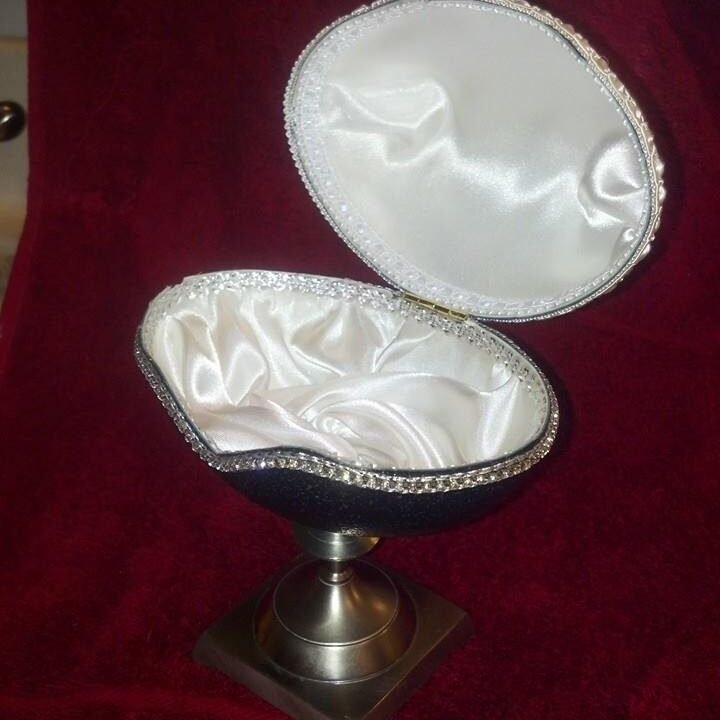 “Four Winds Jewelry Box” by Rebecca Perry, Jackson, TN